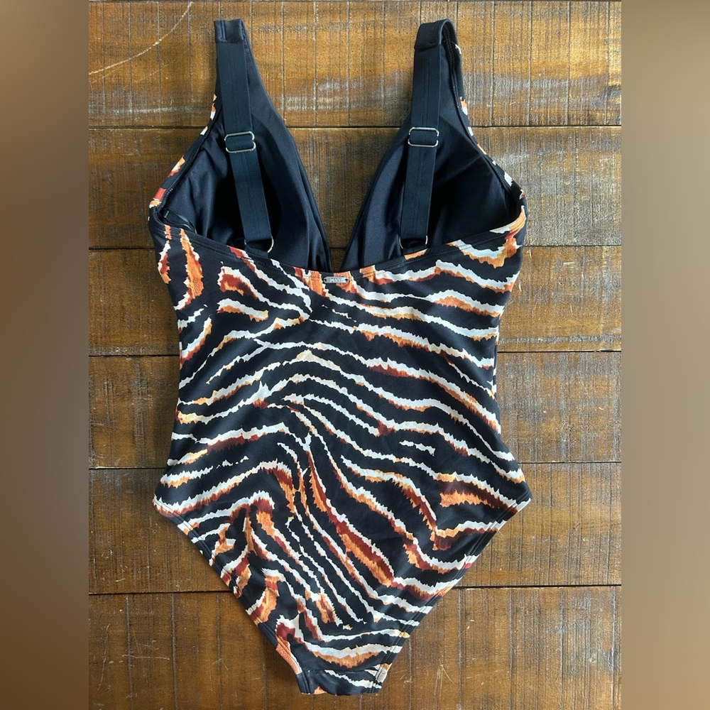 DKNY Animal Print Slimming 1pc Plunge Swimsuit‎ 10 NWT - Picture 4 of 7
